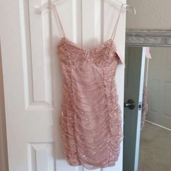 Hello Molly Bottles Of Bubbles Dress Pink Nude S NWT - Picture 2 of 16